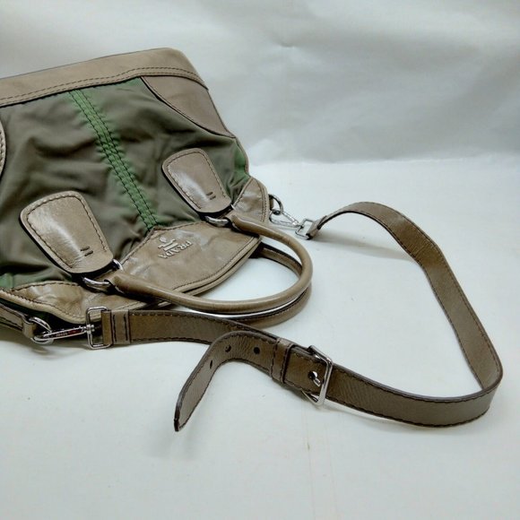 Prada Hand Bag Green Nylon,Leather 3219075 - Picture 4 of 9